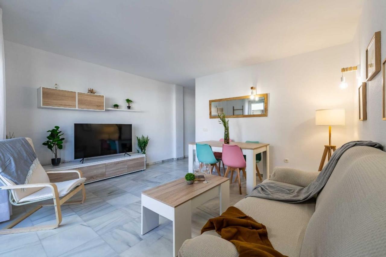 Fuengirola Los Boliches Paseo Maritimo Rey De Espana Esquina Lope De Vega 1 Dormitorio Mas Sofa Cama Salon Mas Cama Supletoria Exterior foto