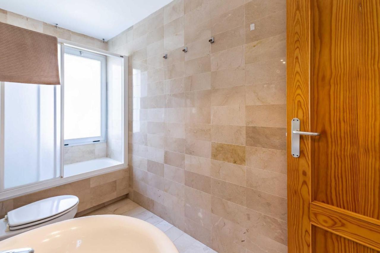 Fuengirola Los Boliches Paseo Maritimo Rey De Espana Esquina Lope De Vega 1 Dormitorio Mas Sofa Cama Salon Mas Cama Supletoria Exterior foto